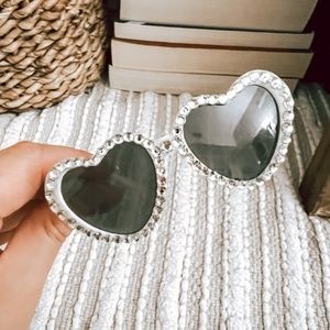 Disney Nuimo Heart Sunglasses - Brand New